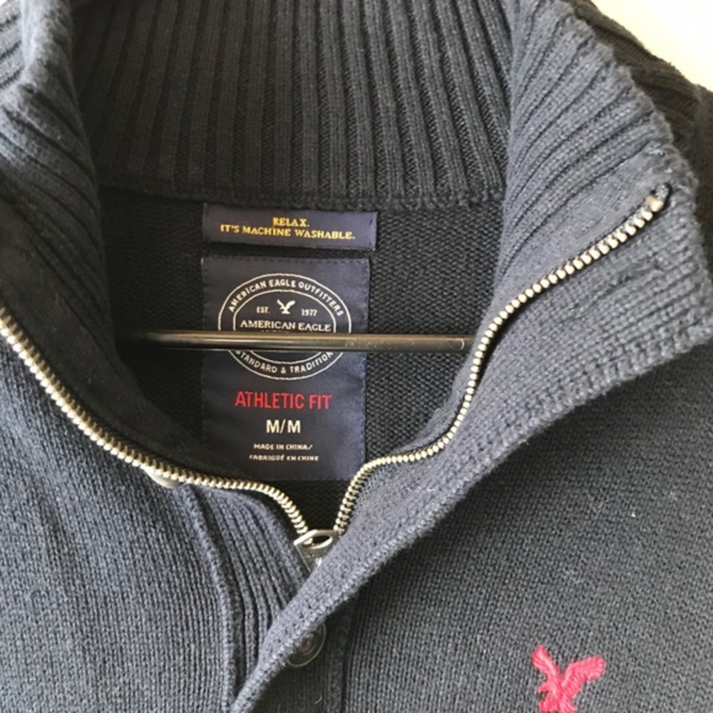 American Eagle outfitters athletic fit sweater - Picture 3 of 6
